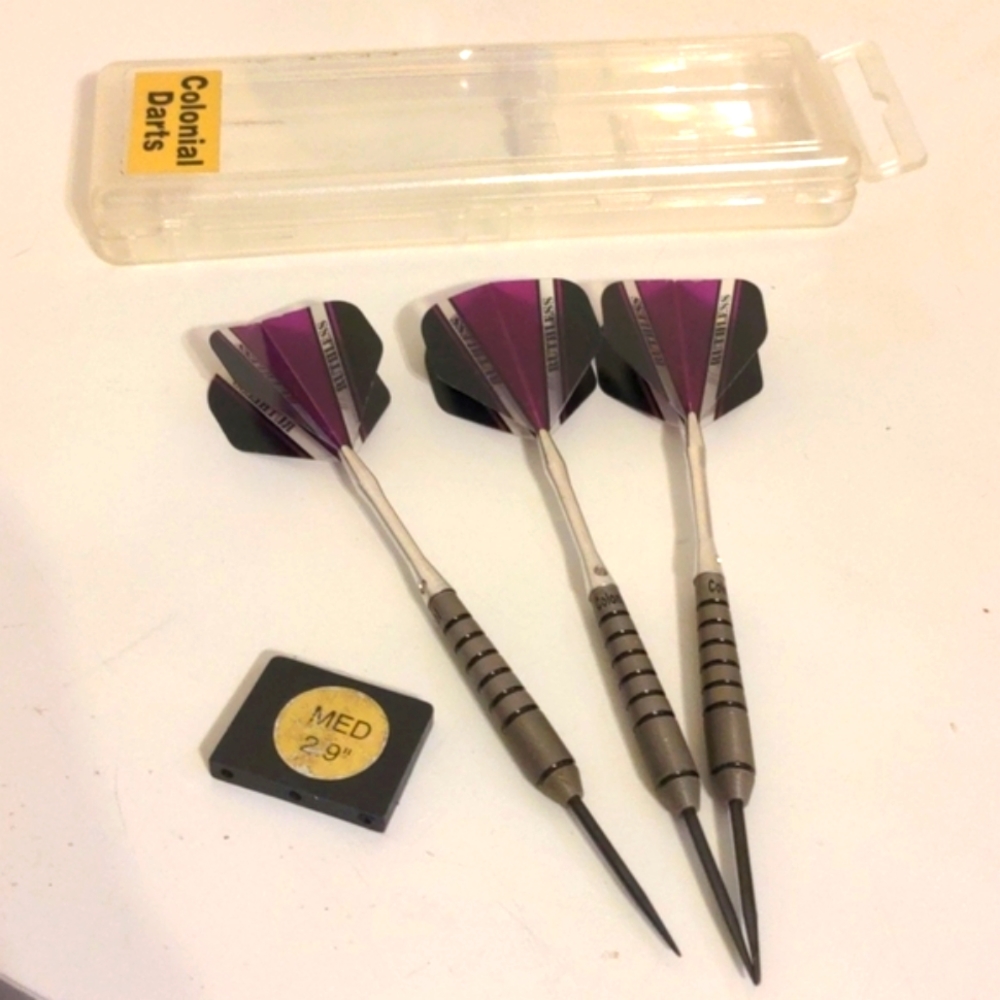 Ruthless Colonial Darts with case